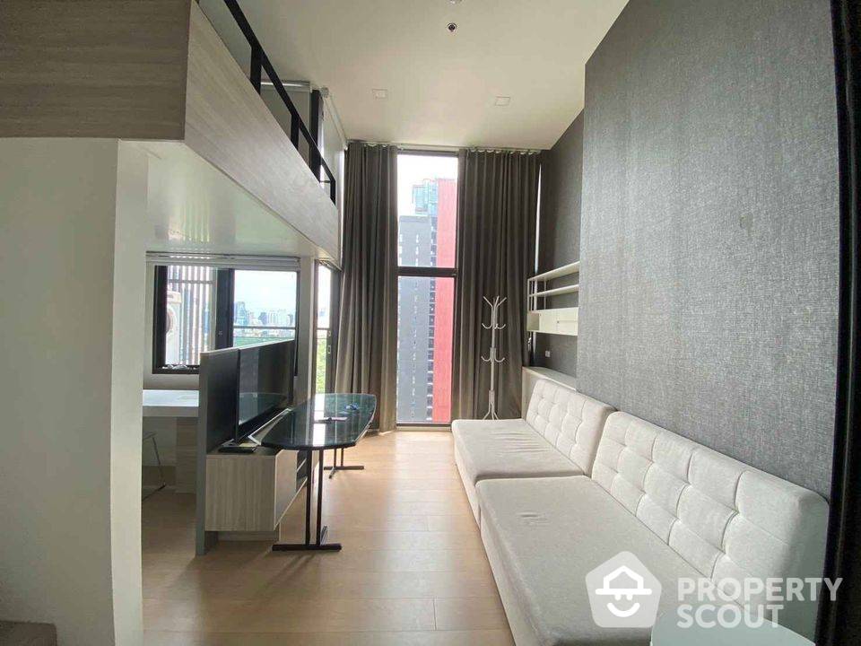 For SaleCondoRama9, Petchburi, RCA : 1-BR Condo at Chewathai Residence Asoke near ARL Makkasan