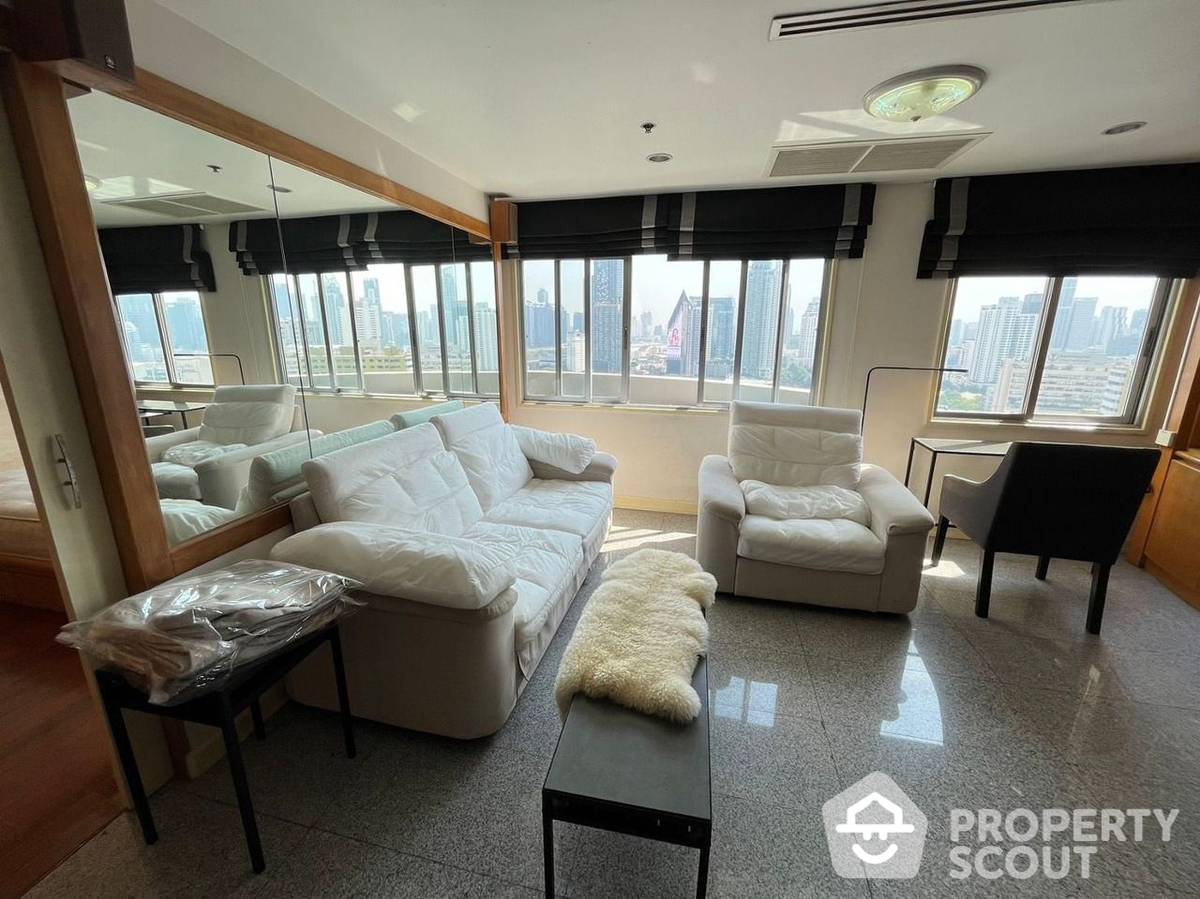 For SaleCondoWitthayu, Chidlom, Langsuan, Ploenchit : 1-BR Condo at Wittayu Complex near BTS Phloen Chit