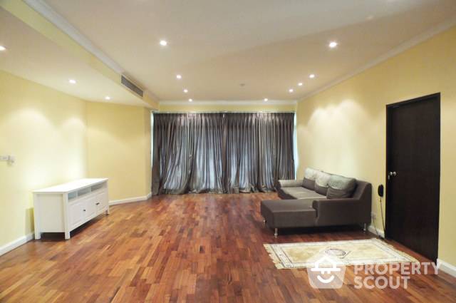 For SaleCondoSukhumvit, Asoke, Thonglor : 3-BR Condo at The Cadogan Private Residence near BTS Phrom Phong