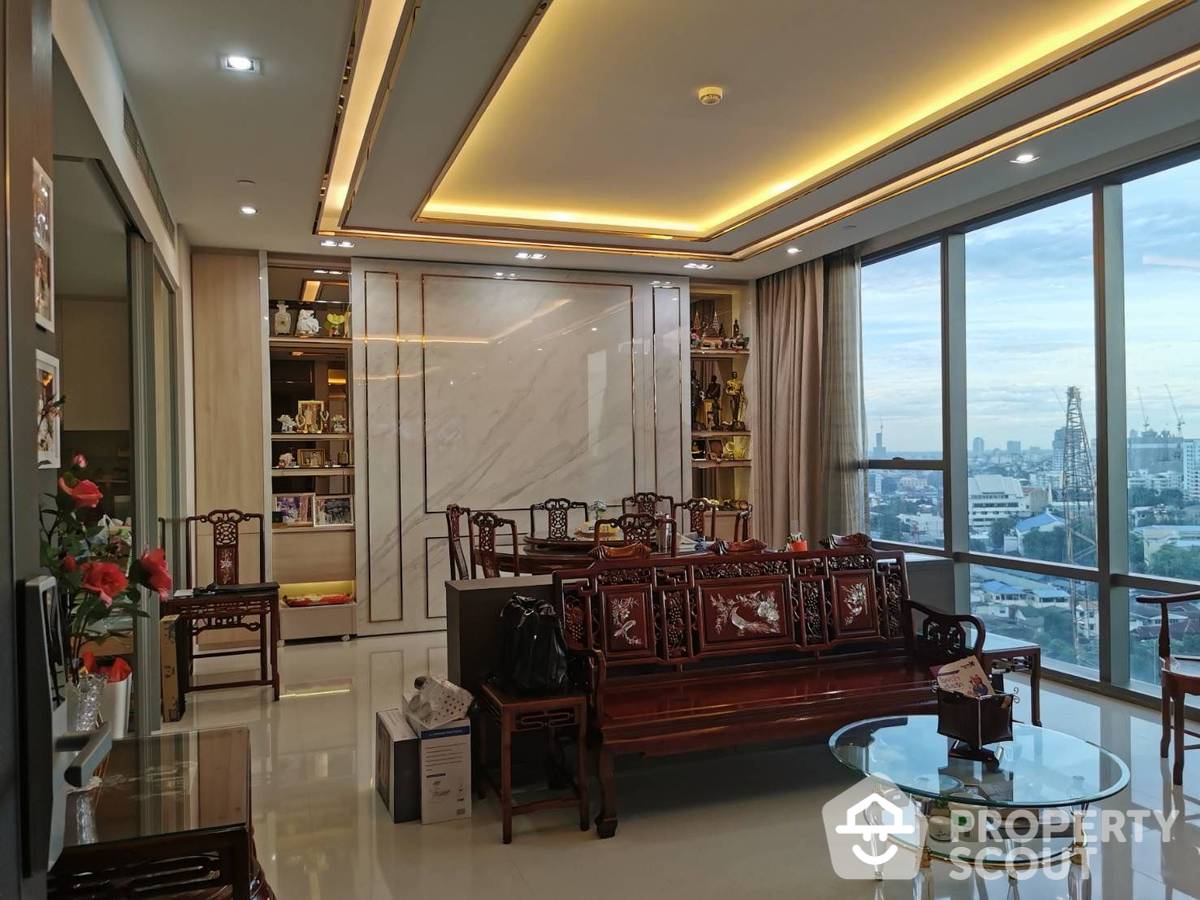 ขายคอนโดสาทร นราธิวาส : คอนโด 2-ห้องนอน ที่ เดอะ แบงค็อค สาทร ใกล้ BTS สุรศักดิ์