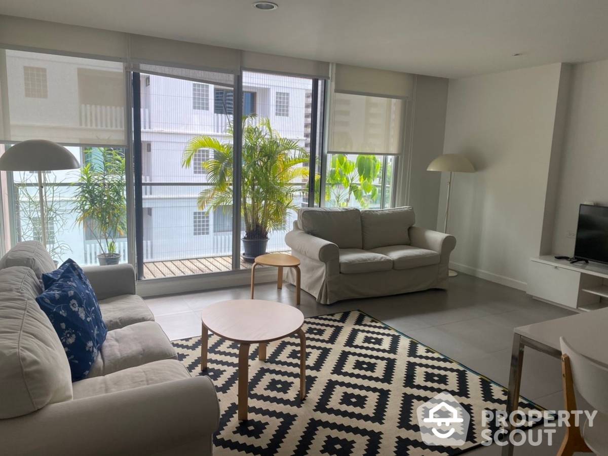 For RentCondoKhlongtoei, Kluaynamthai : 2-BR Serviced Apt. near BTS Phrom Phong