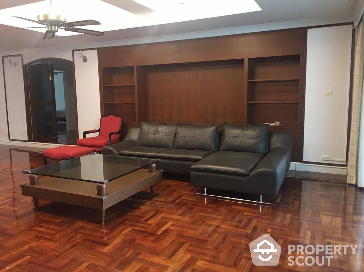 For RentCondoKhlongtoei, Kluaynamthai : 4-BR Serviced Apt. near BTS Phrom Phong