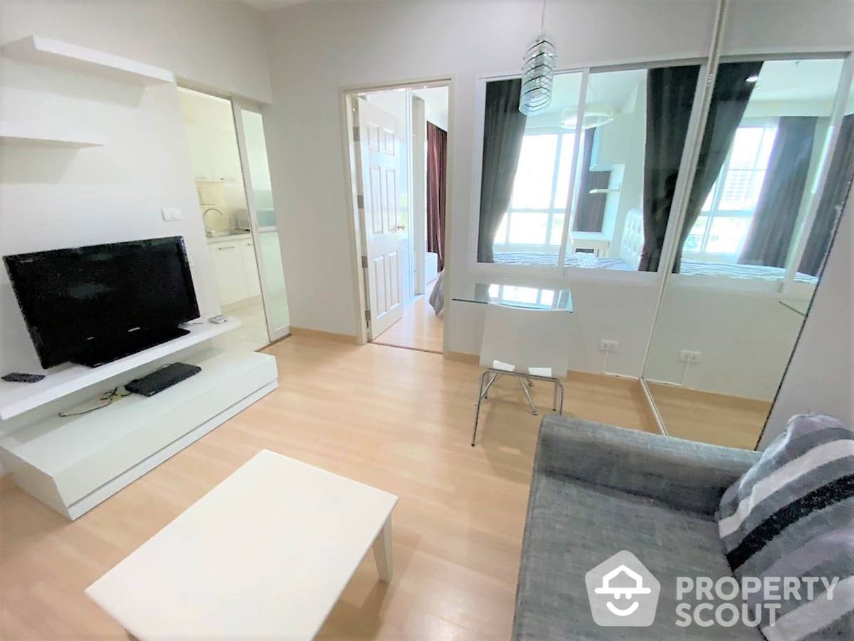 For SaleCondoSathorn, Narathiwat : 1-BR Condo at Life @ Sathorn 10 near BTS Saint Louis