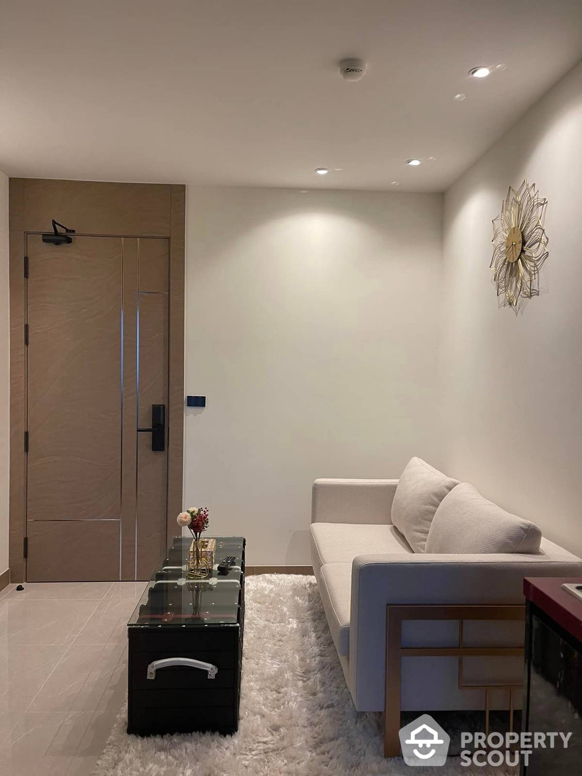 For SaleCondoPattaya, Bangsaen, Chonburi : 1-BR Condo at The Riviera Ocean Drive close to Jomtien Beach