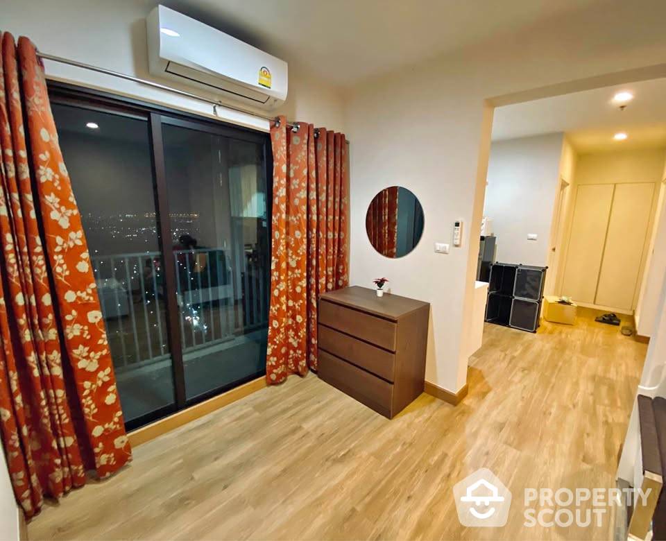 For SaleCondoNonthaburi, Bang Yai, Bangbuathong : 2-BR Condo at Plum Condo Central Station near MRT Sam Yaek Bang Yai