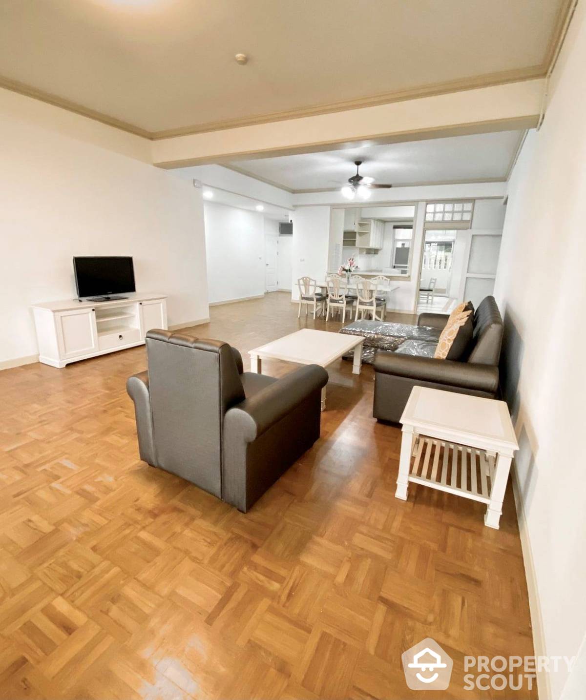 For RentCondoSukhumvit, Asoke, Thonglor : 3-BR Apt. near BTS Thong Lor