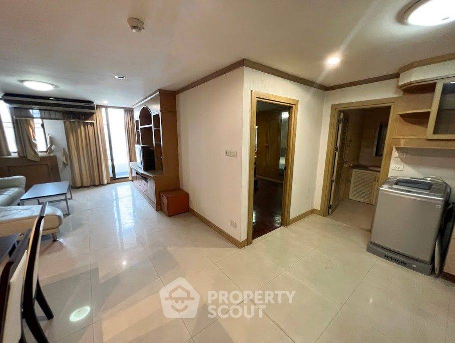 ขายคอนโดสุขุมวิท อโศก ทองหล่อ : คอนโด 1-ห้องนอน ที่ ศุภาลัย เพลส สุขุมวิท 39 ใกล้ BTS พร้อมพงษ์