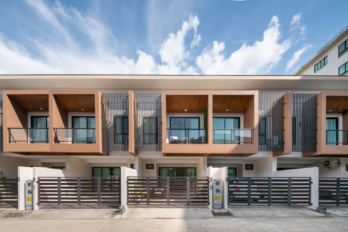 For SaleTownhomePhuket : ทาวน์เฮาส์ใหม่ใกล้หาดในยาง