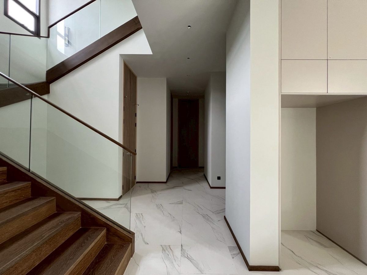 ขายบ้านพัฒนาการ ศรีนครินทร์ : 🏡 ขายบ้านหรู SIRANINN Residences พัฒนาการ 32 – บ้านเดี่ยว 2 ชั้น สไตล์โมเดิร์นลักชัวรี่ บนทำเลพรีเมียม