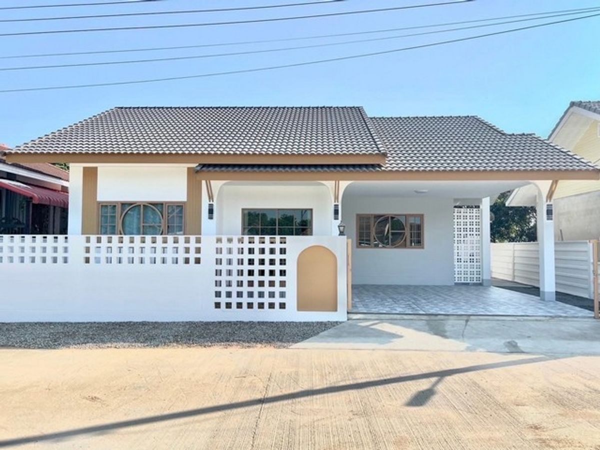 ขายบ้านเชียงใหม่ : [ขาย] บ้านสไตล์มูจิ วัดมงคลเศรษฐี | แม่โจ้ เชียงใหม่ | 62 ตร.ว. | 3 ห้องนอน | แถมเฟอร์ครบ 2.69 ล้าน