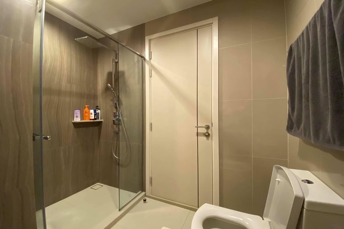 ขายคอนโดสะพานควาย จตุจักร : 🔥 ขายพร้อมผู้เช่า !!🔥 Code C20230300013.......The Line Phahon - Pradipat, 1 ห้องนอน, 1 ห้องน้ำ, ชั้นสูง 30++, แต่งครบ, ราคาพิเศษ!!📣📣