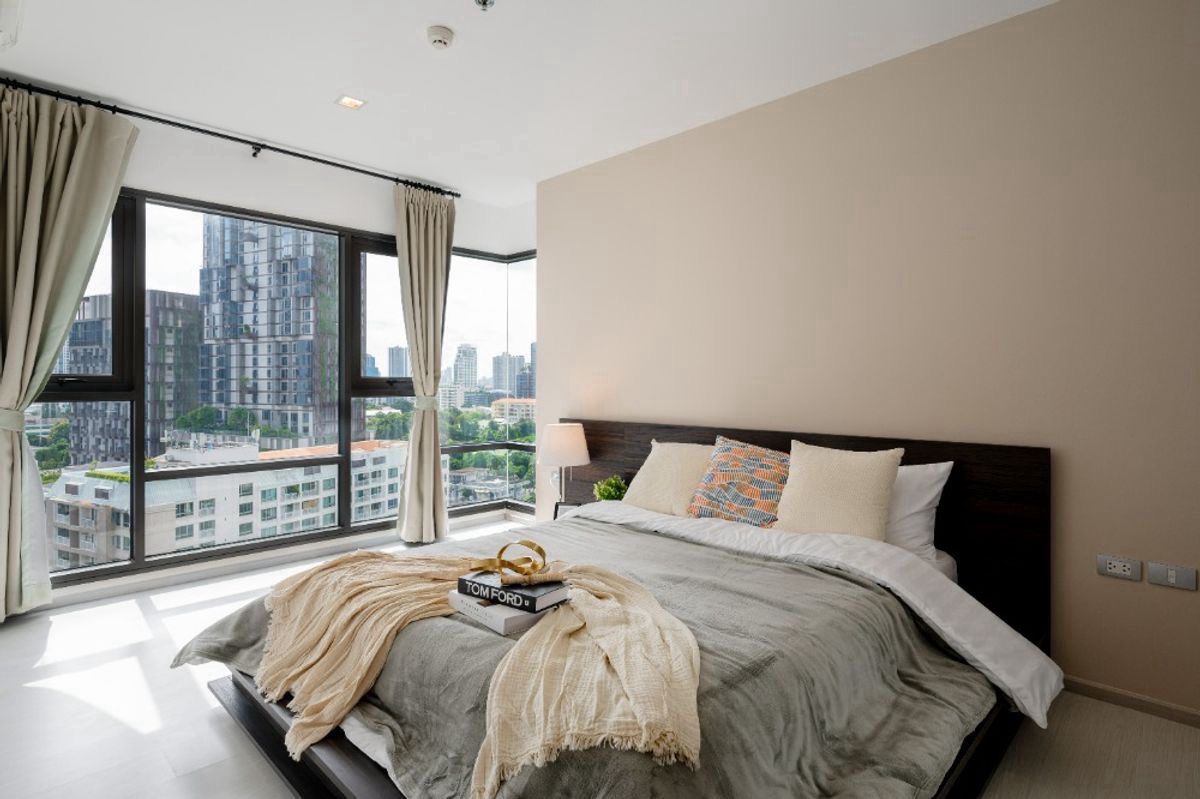 ขายคอนโดสุขุมวิท อโศก ทองหล่อ : Rhythm Sukhumvit 36–38 มีเฟอร์ครบ ใหม่กริ๊บ 2 ห้องนอน 2 ห้องน้ำ ใกล้BTS ทองหล่อ เพียง 7.9 ล้าน 📲 095-9299924 (K.เบนซ์) 