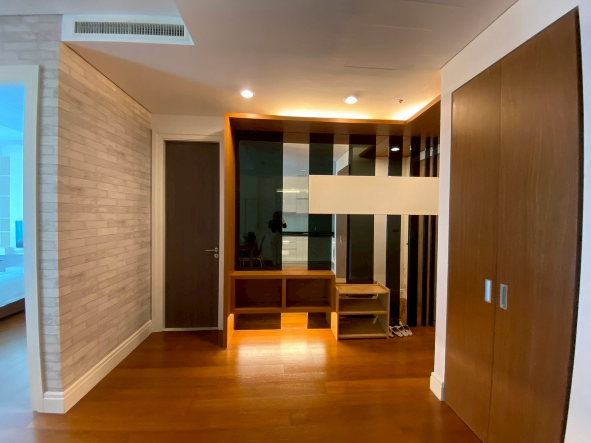 ขายคอนโดสุขุมวิท อโศก ทองหล่อ : ✨ GT16042 |  คอนโด Bright Sukhumvit 24 เดินทางสะดวก ใกล้รถไฟฟ้าบีทีเอส มีรถรับส่ง ห้องสวย พร้อมทั้งขายและให้เช่า สนใจติดต่อได้เลย!!