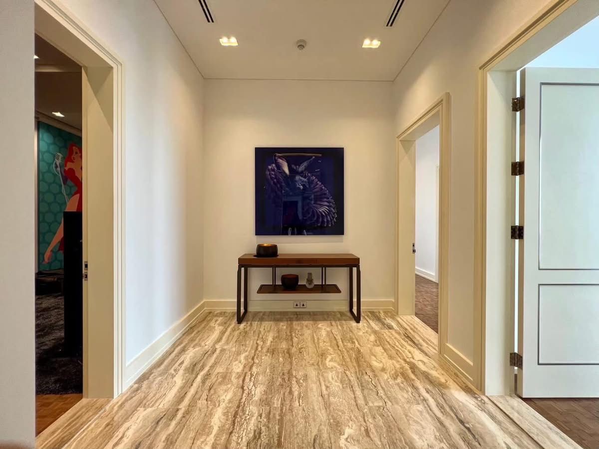 คอนโดสาทร นราธิวาส : 👀 สำรวจแบบ 3D - ห้องชุดลักซ์ชัวรี่ 3 ห้องนอน ขนาด 408 ตร.ม. บนชั้น 57 – The Ritz-Carlton Bangkok