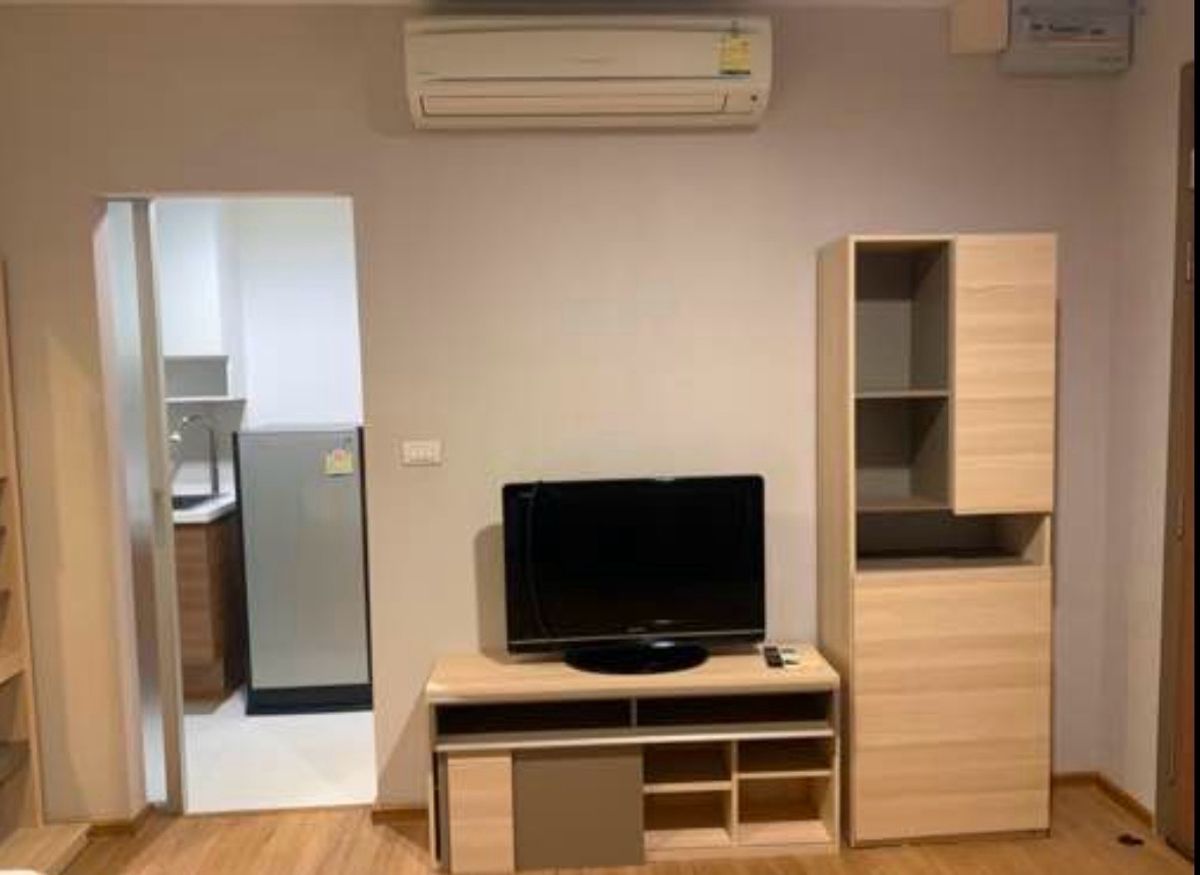 For RentCondoSathorn, Narathiwat : Urgent rental Condo Fuse Chan Sathorn with complete set of electrical appliances