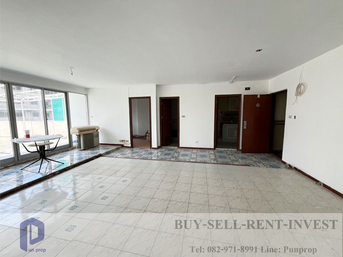 ขายคอนโดพระราม 3 สาธุประดิษฐ์ : Condo For Sale @ SV City Rama 3 Closed To BRT Wat Dan 69.78 Sqm. 2 Br. Tower 8 Price 3.5 Mb.