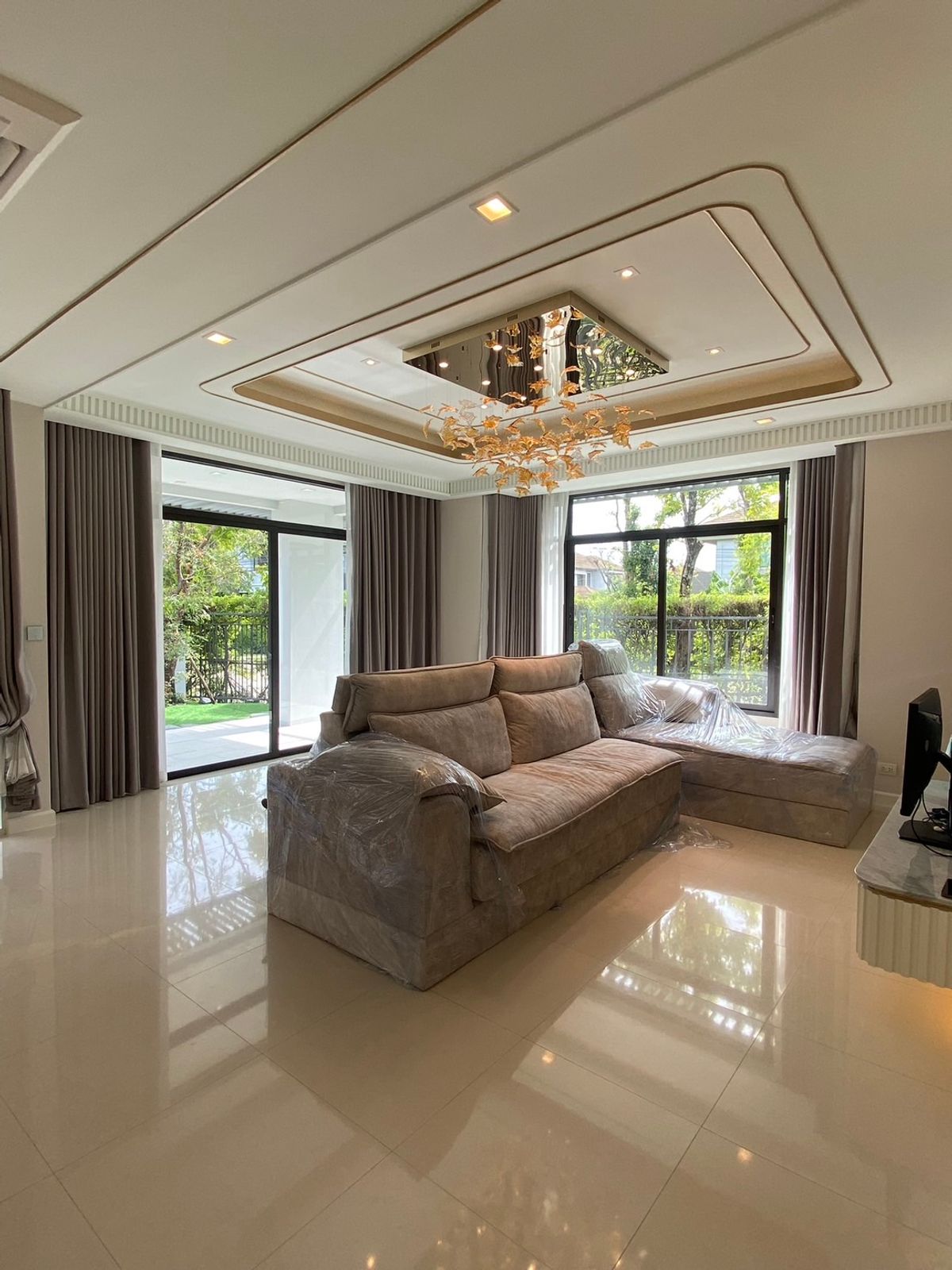 ขายบ้านปิ่นเกล้า จรัญสนิทวงศ์ : The Grand ปิ่นเกล้า (อัลฟิน่า) บ้าน Build-in ครบ บ้านแปลงสวย ที่ดิน 165 ตร.วา // ติดต่อ 094 456 1454 โจฮัน