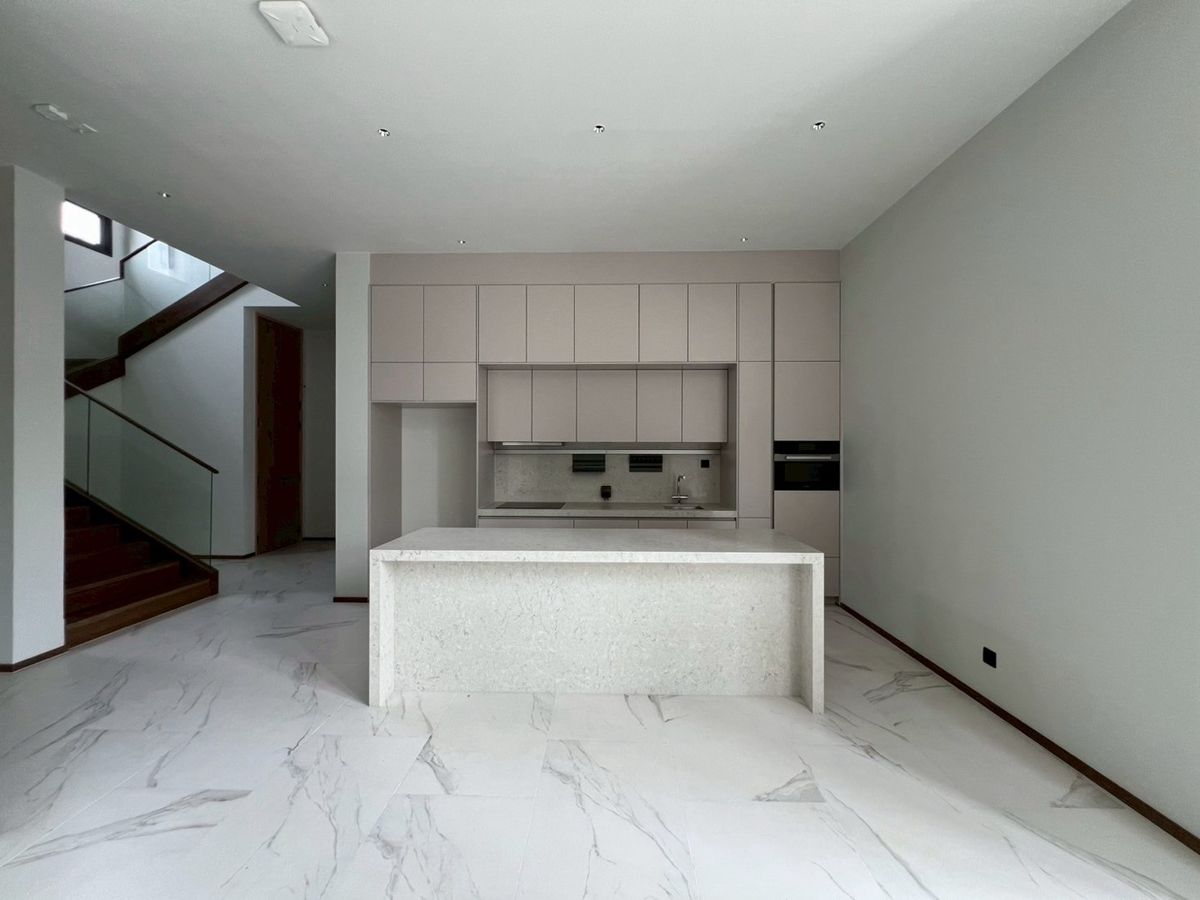 ขายบ้านพัฒนาการ ศรีนครินทร์ : 🏡 ขายบ้านหรู SIRANINN Residences พัฒนาการ 32 – บ้านเดี่ยว 2 ชั้น สไตล์โมเดิร์นลักชัวรี่ บนทำเลพรีเมียม