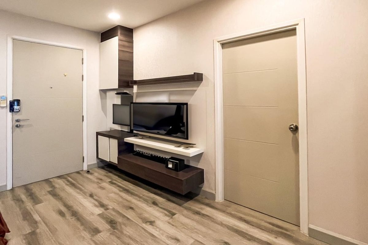 For SaleCondoSathorn, Narathiwat : 🔥 For Sale !!🔥 Code C20240500025..........Centric Sathorn - St.Louis, 1 bedroom 1 bathroom, East Facing, furnished, Special Deal!!📣📣