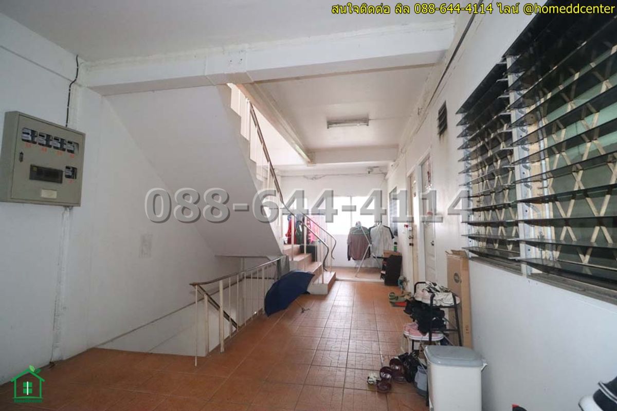 ขายอาคารพาณิชย์สีลม ศาลาแดง บางรัก : ขายอาคารพาณิชย์ ตึกแถว ตรงข้ามเซ็นทรัล บางรัก ทำเลทอง สีลม เจริญกรุง ซอยเจริญเวียง ใกล้ BTS สะพานตากสิน