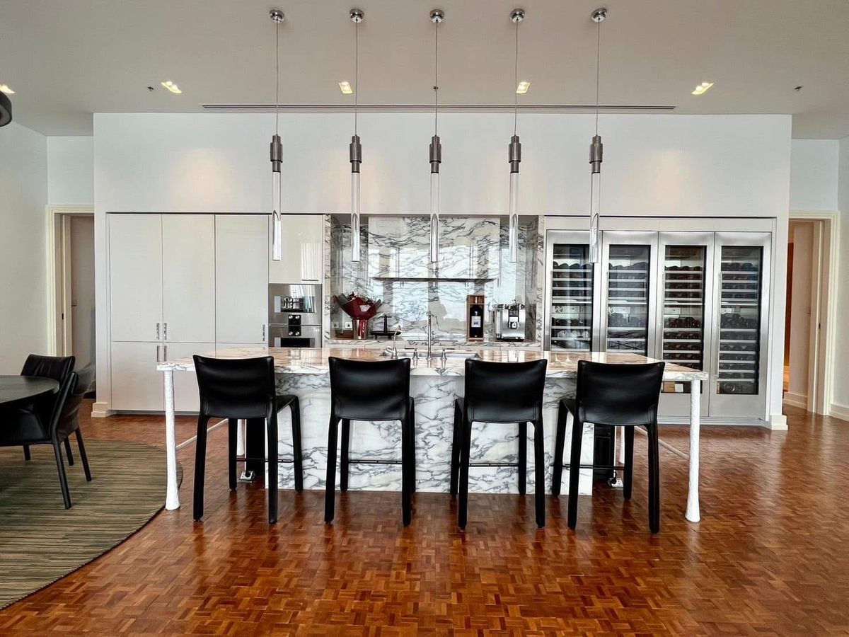 คอนโดสาทร นราธิวาส : 👀 สำรวจแบบ 3D - ห้องชุดลักซ์ชัวรี่ 3 ห้องนอน ขนาด 408 ตร.ม. บนชั้น 57 – The Ritz-Carlton Bangkok