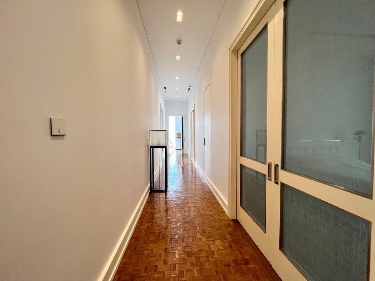 คอนโดสาทร นราธิวาส : 👀 สำรวจแบบ 3D - ห้องชุดลักซ์ชัวรี่ 3 ห้องนอน ขนาด 408 ตร.ม. บนชั้น 57 – The Ritz-Carlton Bangkok