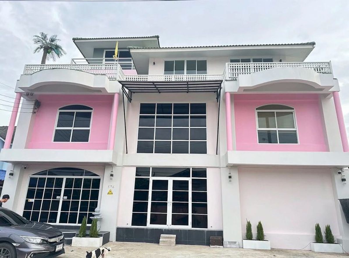 ให้เช่าบ้านลาดกระบัง สุวรรณภูมิ : ให้เช่า บ้าน 4 ชั้น พัฒนาการ 97 (ทำเป็นออฟฟิศ,ที่เก็บของ,ที่พักอาศัยได้) เลขที่ 576