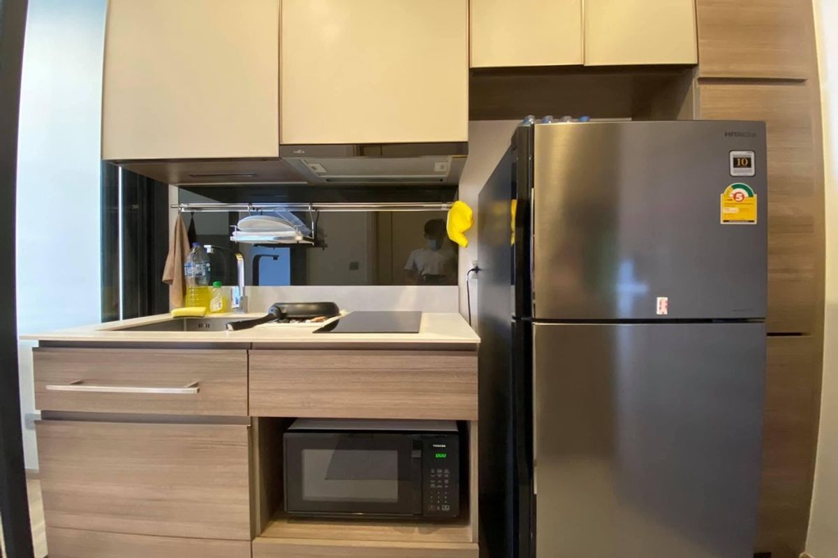 ขายคอนโดสะพานควาย จตุจักร : 🔥 ขายพร้อมผู้เช่า !!🔥 Code C20230300013.......The Line Phahon - Pradipat, 1 ห้องนอน, 1 ห้องน้ำ, ชั้นสูง 30++, แต่งครบ, ราคาพิเศษ!!📣📣