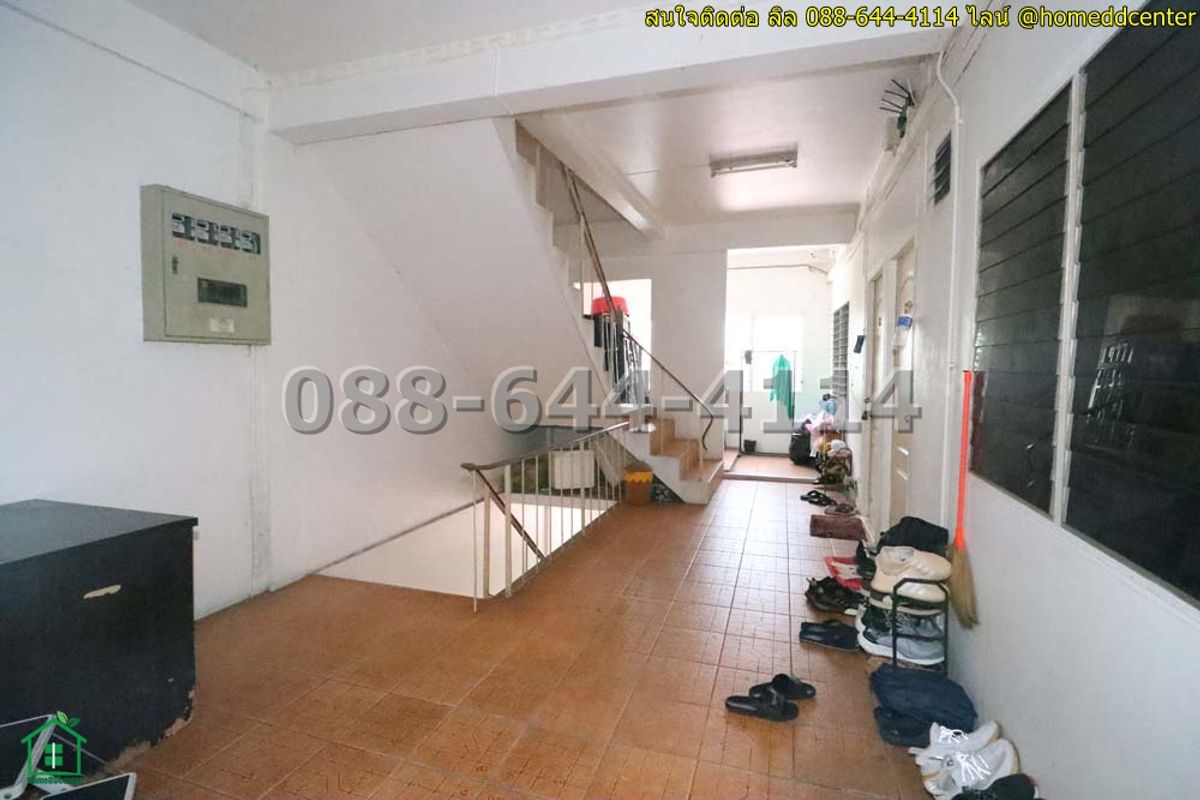 ขายอาคารพาณิชย์สีลม ศาลาแดง บางรัก : ขายอาคารพาณิชย์ ตึกแถว ตรงข้ามเซ็นทรัล บางรัก ทำเลทอง สีลม เจริญกรุง ซอยเจริญเวียง ใกล้ BTS สะพานตากสิน