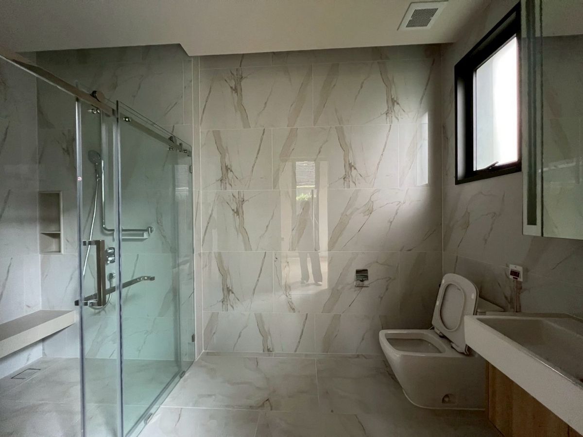 ขายบ้านพัฒนาการ ศรีนครินทร์ : 🏡 ขายบ้านหรู SIRANINN Residences พัฒนาการ 32 – บ้านเดี่ยว 2 ชั้น สไตล์โมเดิร์นลักชัวรี่ บนทำเลพรีเมียม