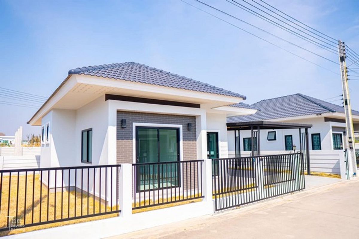 ขายบ้านระยอง : [ขาย] บ้านเดี่ยวโครงการพิมพ์นาภรณ์ | นิคมพัฒนา ระยอง | 50-54 ตร.ว. | 2 ห้องนอน | หลังสุดท้าย 1.99 ล้าน