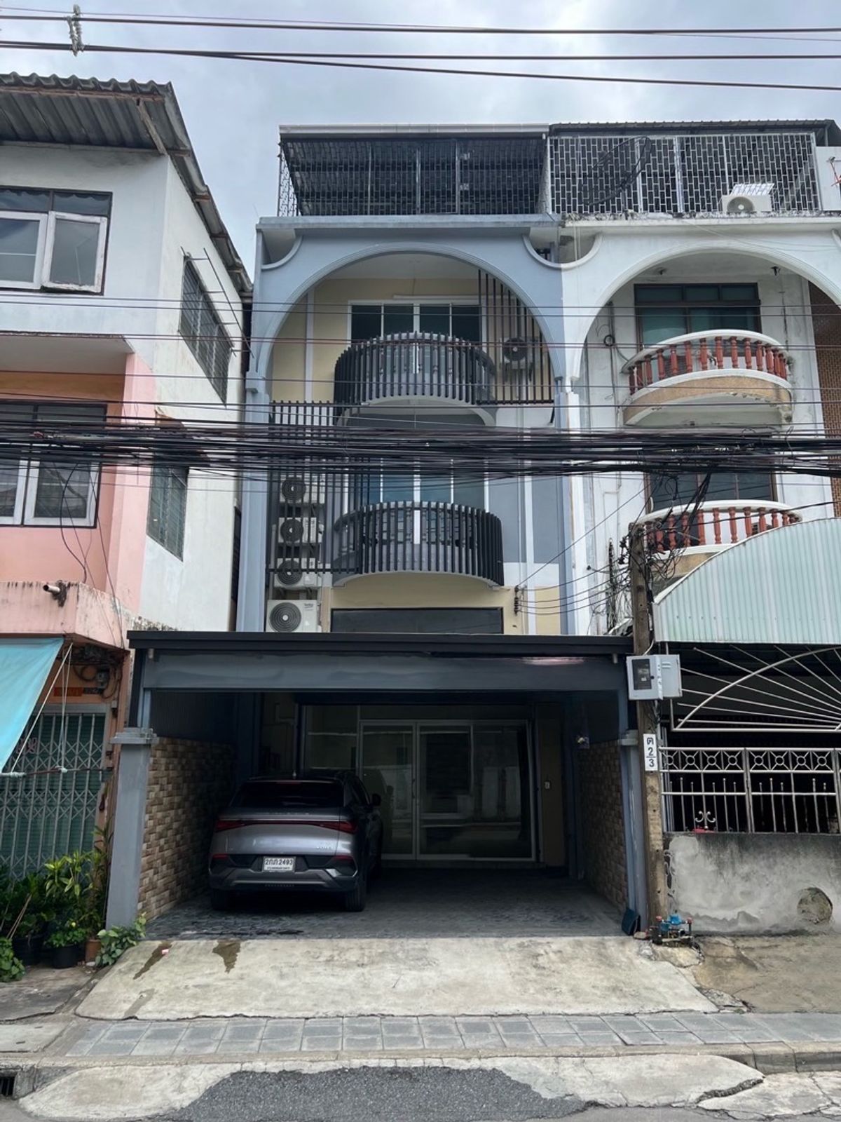 ให้เช่าโฮมออฟฟิศสาทร นราธิวาส : ปล่อยเช่า Home Office เย็นอากาศ - นางลิ้นจี่ สาทร , ใกล้ทางด่วน ถนนเชื้อเพลิง พระราม 4 สุขุมวิท 21