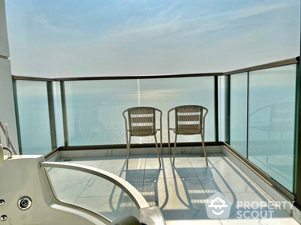 For RentCondoPattaya, Bangsaen, Chonburi : 2-BR Condo at Copacabana Beach Jomtien close to Jomtien Beach