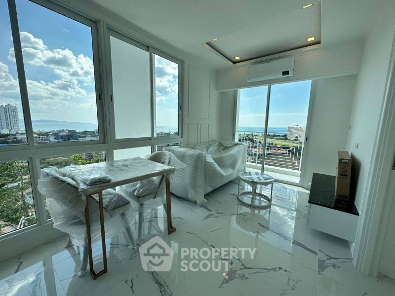 For SaleCondoPattaya, Bangsaen, Chonburi : 1-BR Condo at The Empire Tower Pattaya close to Pattaya