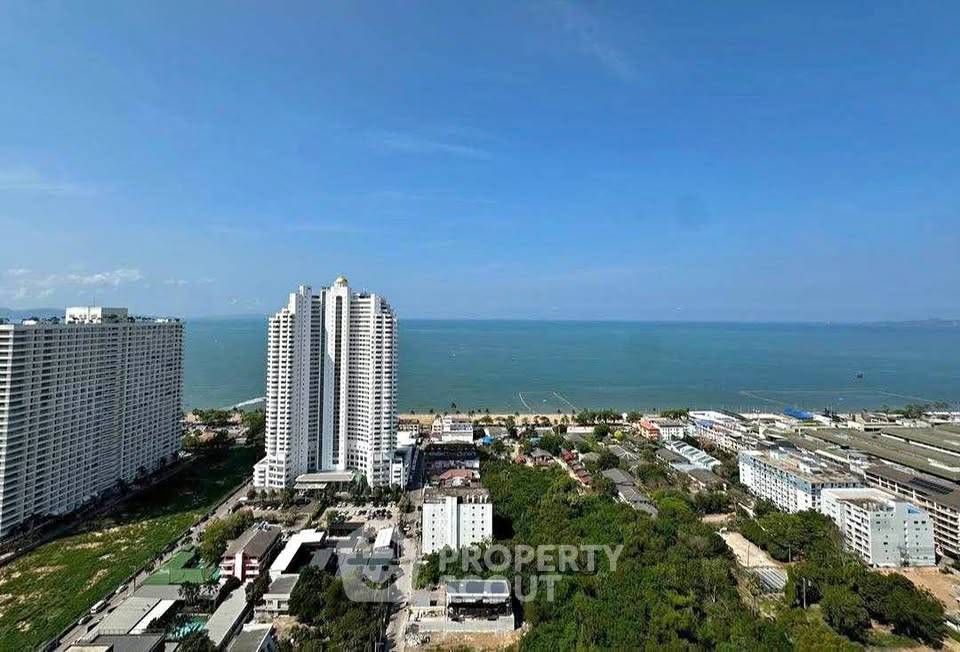 For RentCondoPattaya, Bangsaen, Chonburi : 1-BR Condo at The Riviera Jomtien close to Jomtien Beach