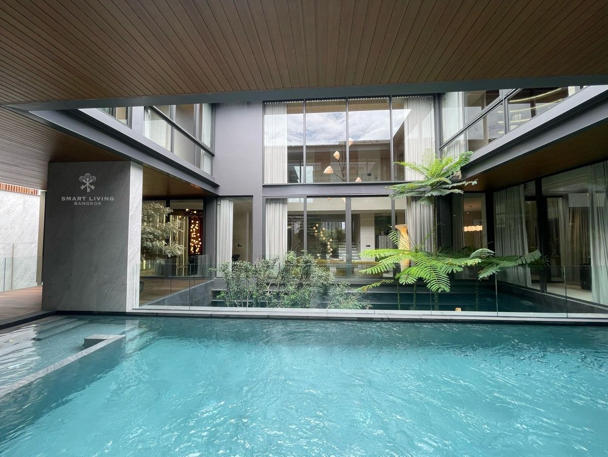 For SaleHouseBang Sue, Wong Sawang, Tao Pun : 📢 Ultra-Luxury 3-Storey Home . A masterpiece of elegance with a private pool, lift, fitness room, personal butler, central courtyard garden, Designed by  “I-Din.” Located in Prachachuen peaceful, easy access to multiple routes.