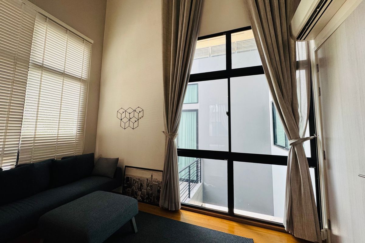 For SaleTownhomePattanakan, Srinakarin : Best for investment in BKK prime location ,For Sale – Corner Townhome | 4 Storeys | Nirvana Define Srinakarin-Rama 9