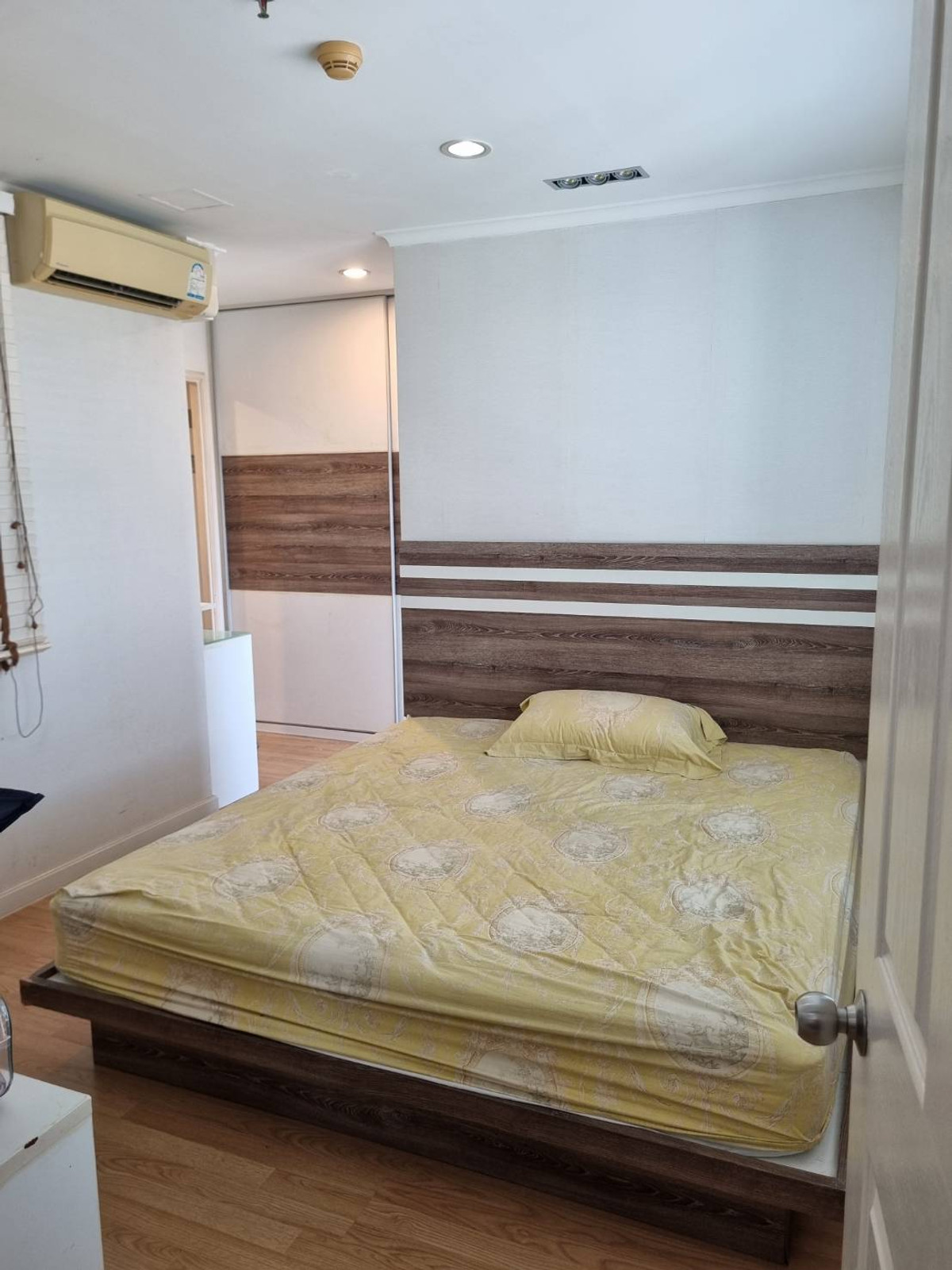 ให้เช่าคอนโดปิ่นเกล้า จรัญสนิทวงศ์ : 🥝🥝   (  ห้องว่าง )   ให้เช่า  คอนโด  ลุมพินี  พาร์ค  ปิ่นเกล้า   🥝🥝  ชั้น  26  ขนาด  56  ตร.ม.  ตกแต่งครบ  พร้อมเข้าอยู่