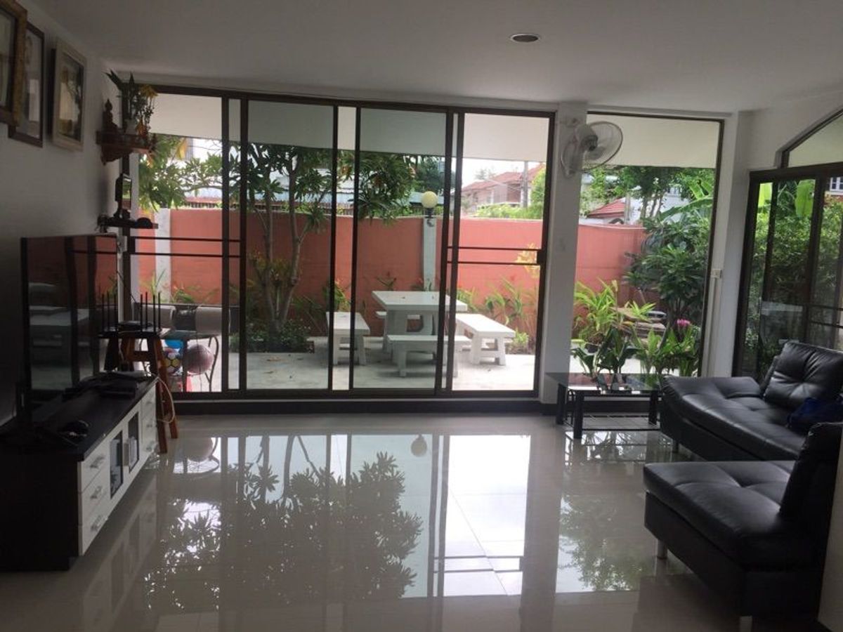 ขายบ้านอ่อนนุช อุดมสุข : 60ตรว 4นอน4น้ำ บ้านเดี่ยว 2 ชั้น รังสิยา อุดมสุข 58 สุขุมวิท 103