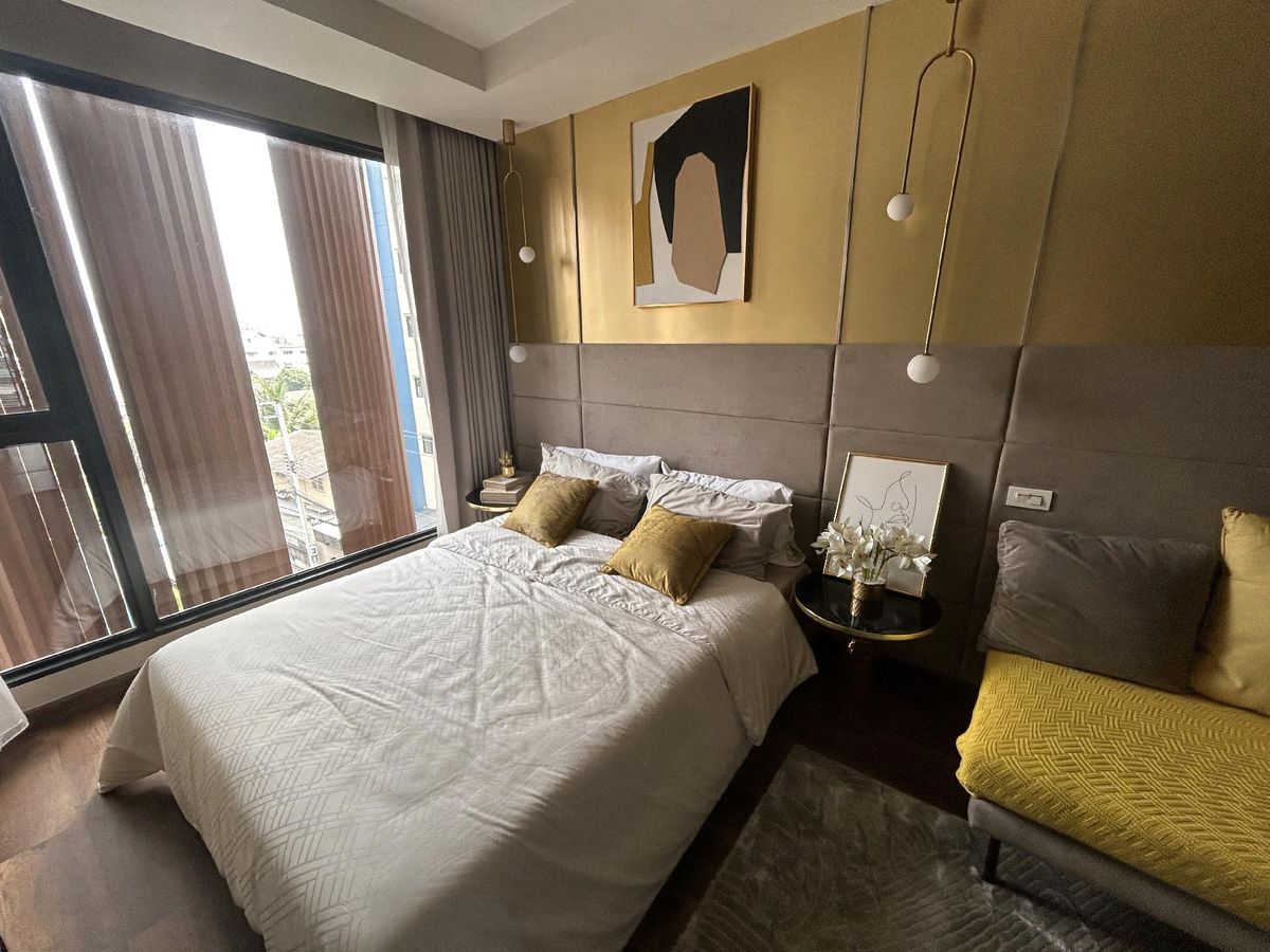 ขายคอนโดบางนา แบริ่ง ลาซาล : บ้าน The Park Lane Sukhumvit 105 