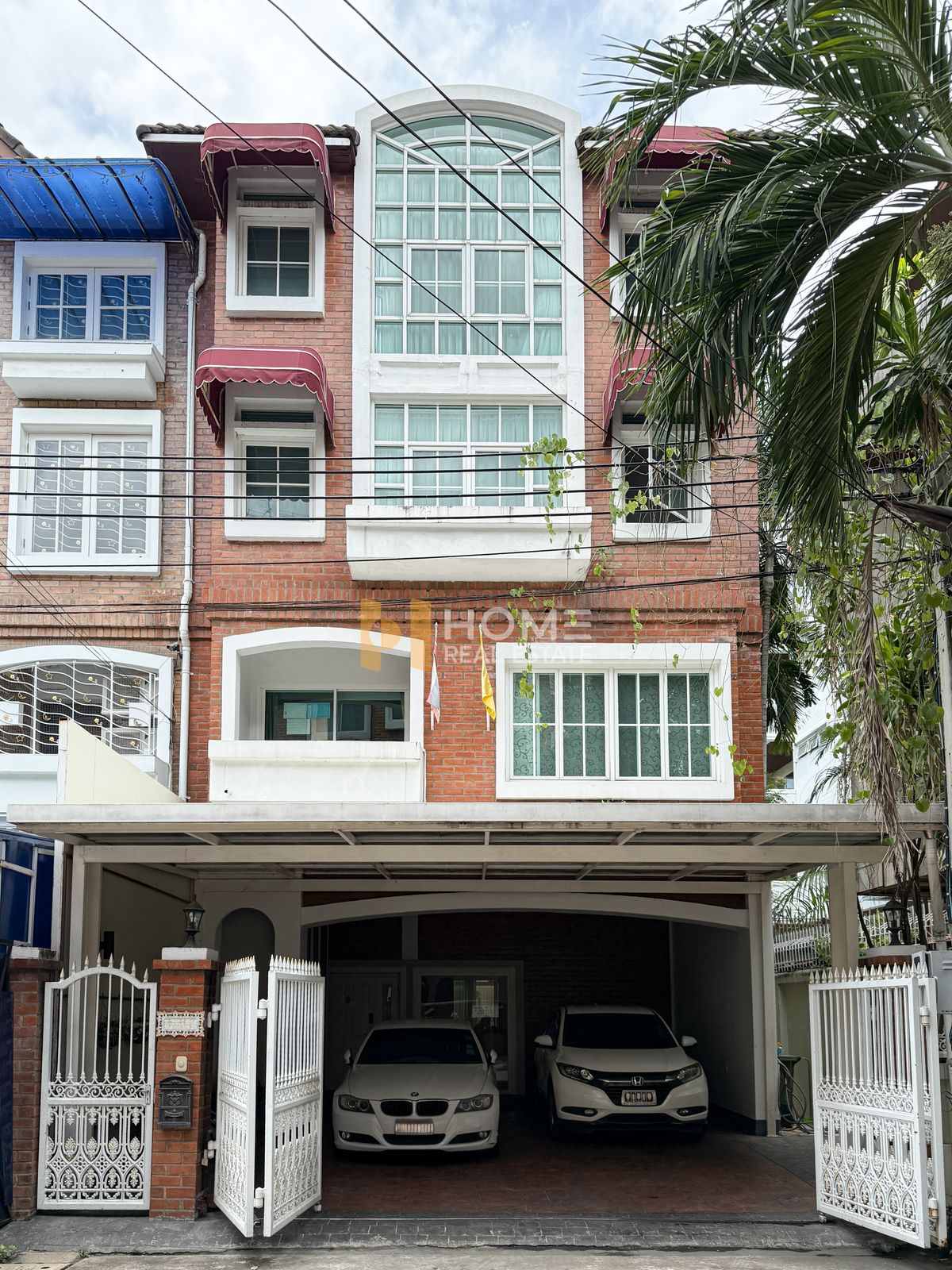 ขายทาวน์โฮมสาทร นราธิวาส : ทาวน์เฮ้าส์ เย็นอากาศ เรสซิเดนซ์ / 4 ห้องนอน (ขาย), Yenakart Residence / Townhouse 4 Bedrooms (FOR SALE) CREAM2192