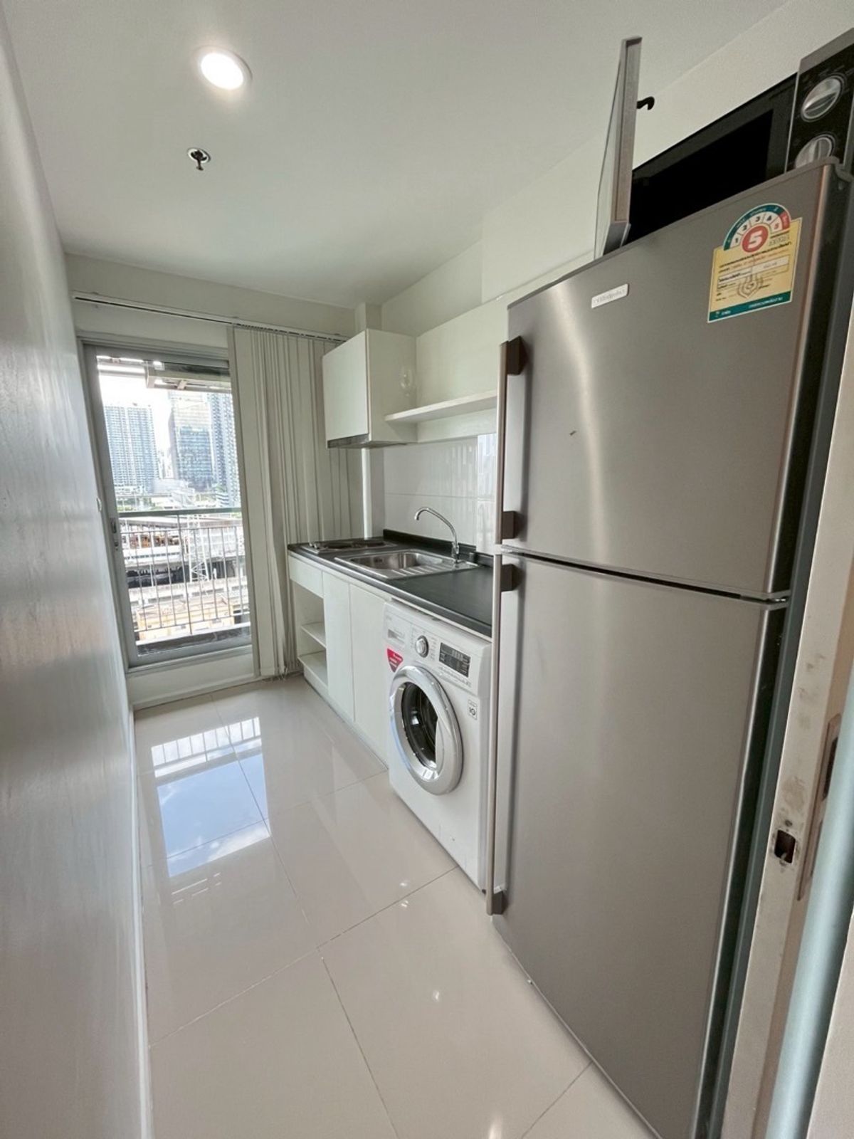 ให้เช่าคอนโดพระราม 9 เพชรบุรีตัดใหม่ RCA : Aspire rama9 ให้เช่า 1Bedroom 39sq.m รีบนัดนะครับห้องไปไวมากราคานี้🫡 โทร084-9792464