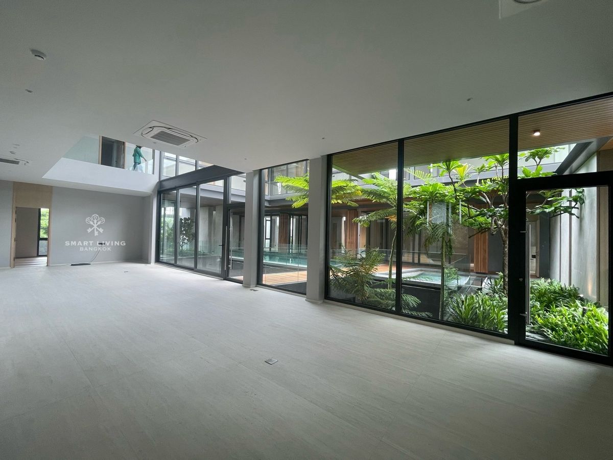 For SaleHouseBang Sue, Wong Sawang, Tao Pun : 📢 Ultra-Luxury 3-Storey Home . A masterpiece of elegance with a private pool, lift, fitness room, personal butler, central courtyard garden, decorate in your preferred style.Located in Prachachuen peaceful, easy access to multiple routes.