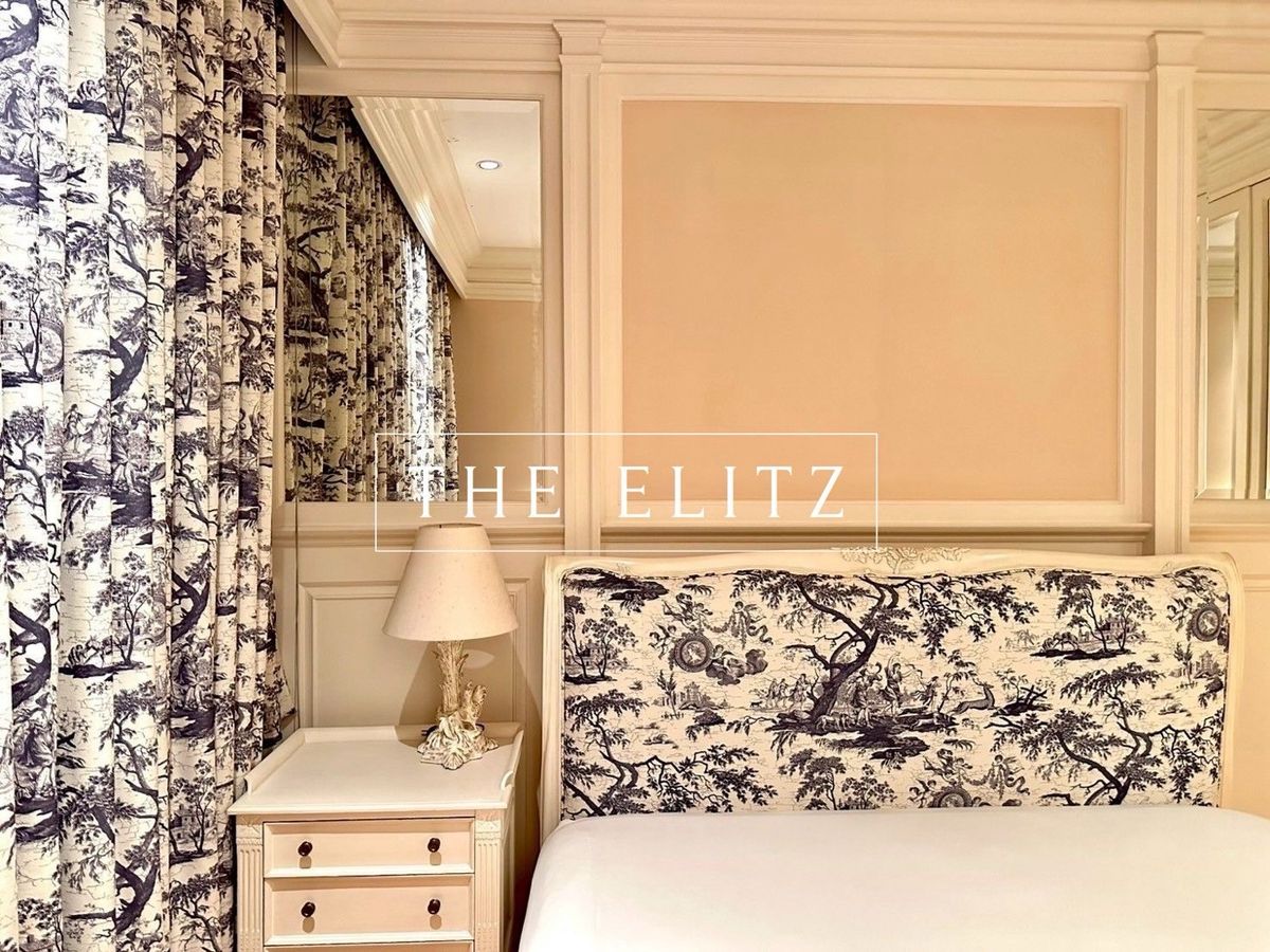 For SaleCondoSathorn, Narathiwat : ✨ Located in a condo but feel like a mansion in the sky, The Empire Place, a large room, full function ✔