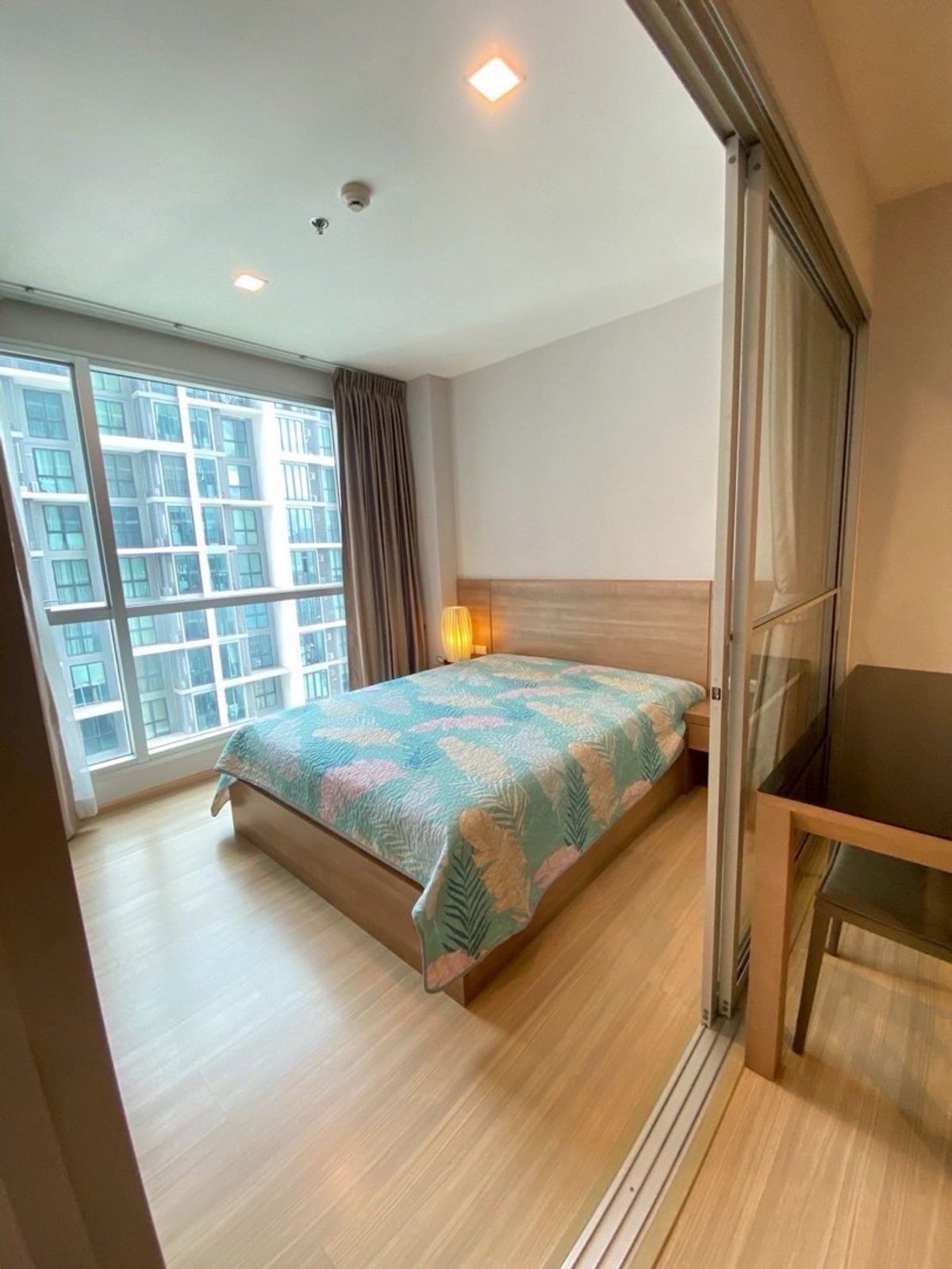 For RentCondoRatchadapisek, Huaikwang, Suttisan : (P0064) For Rent ✨ Rhythm Ratchada-Huai Khwang 🏢 18,000 Bath/Month