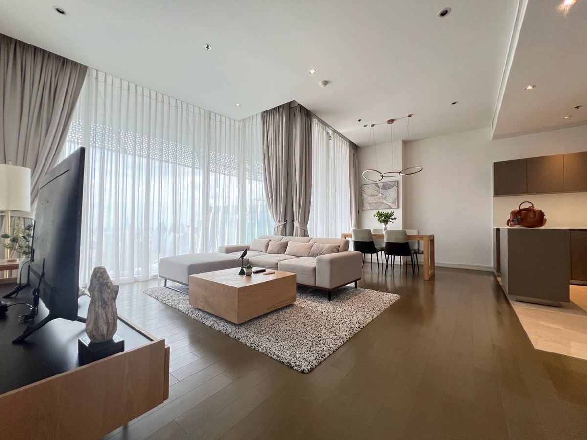 ให้เช่าคอนโดวิทยุ ชิดลม หลังสวน : BRAND NEW UNIT FOR RENT @ MAGNOLIAS RATCHADAMRI BOULEVARD 