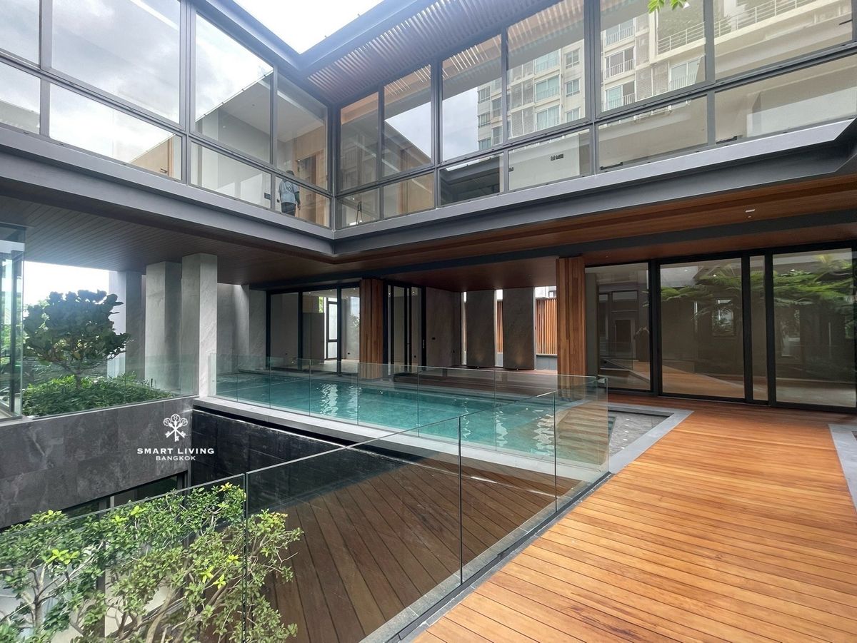 For SaleHouseBang Sue, Wong Sawang, Tao Pun : 📢 Ultra-Luxury 3-Storey Home . A masterpiece of elegance with a private pool, lift, fitness room, personal butler, central courtyard garden, decorate in your preferred style.Located in Prachachuen peaceful, easy access to multiple routes.