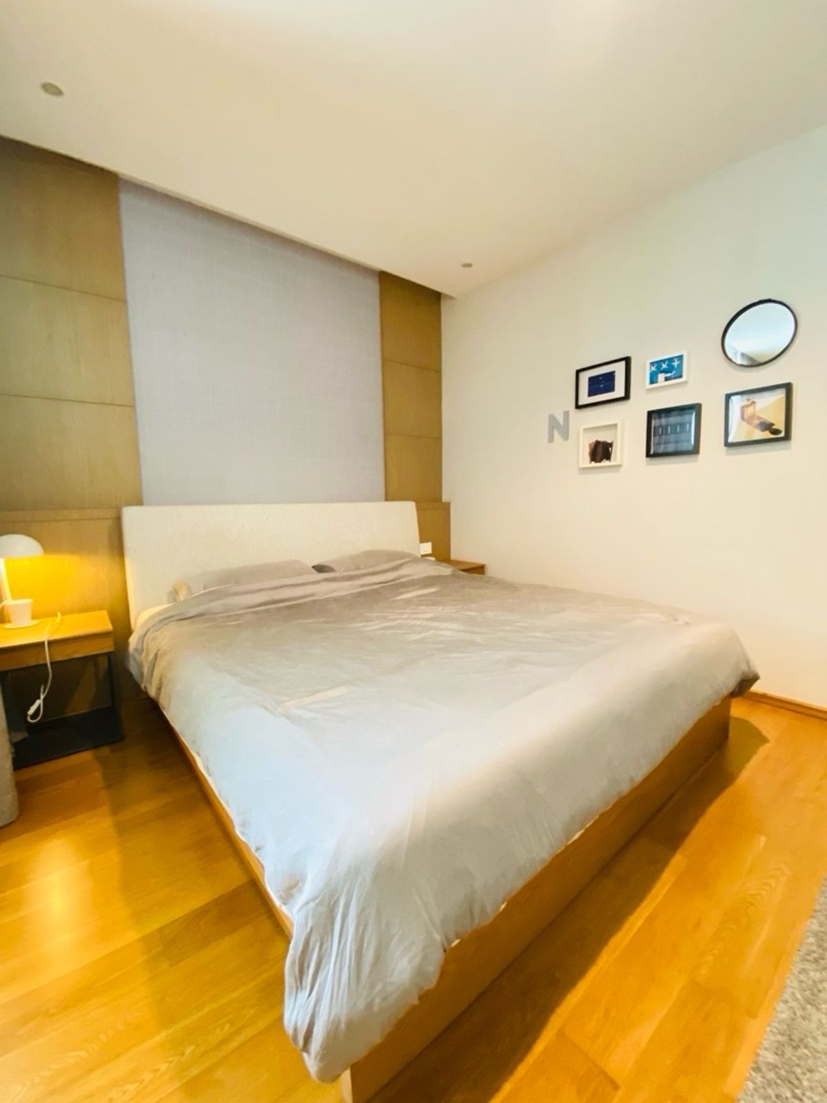 Home OfficePattanakan, Srinakarin : Selling with tenants! Golden opportunity for 4 -story townhome investors, luxury design corner, Modern Luxury, Nirvana Define Quality Project Srinakarin - Rama 9