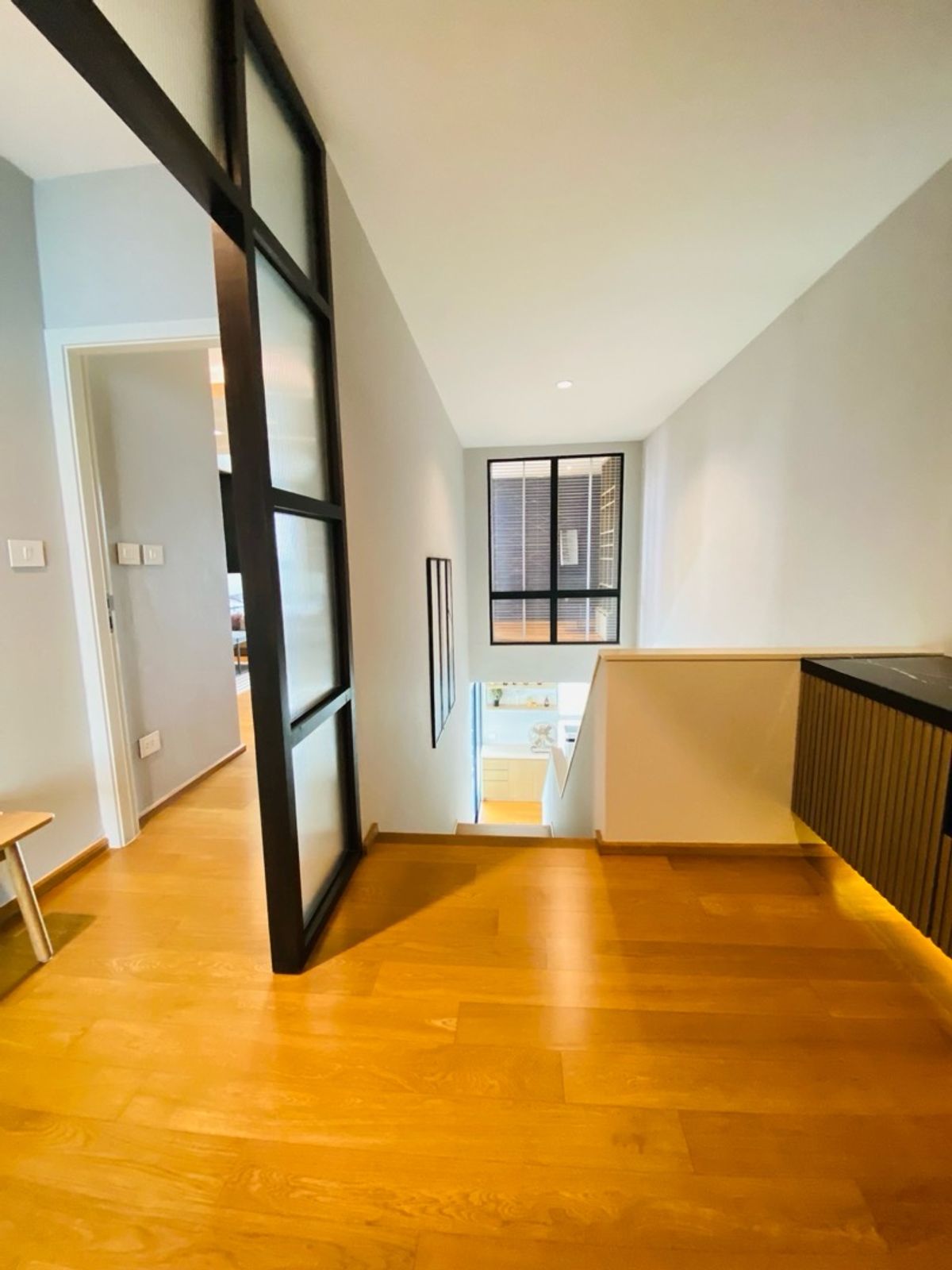 Home OfficePattanakan, Srinakarin : Selling with tenants! Golden opportunity for 4 -story townhome investors, luxury design corner, Modern Luxury, Nirvana Define Quality Project Srinakarin - Rama 9