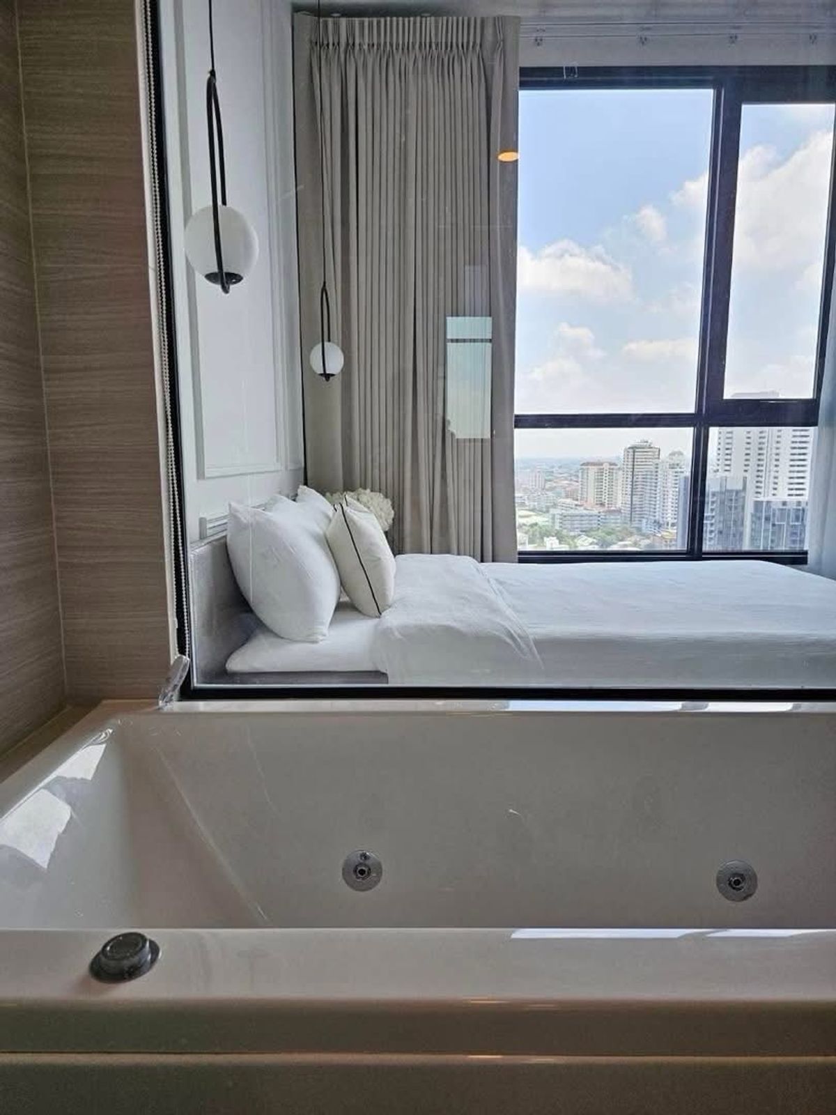 ให้เช่าคอนโดสุขุมวิท อโศก ทองหล่อ : 🌟 For Rent: Park Origin Thonglor – Luxury Living in the Heart of Bangkok 